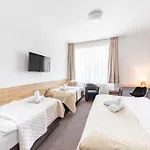 Hotell Hotel Snezne 3*