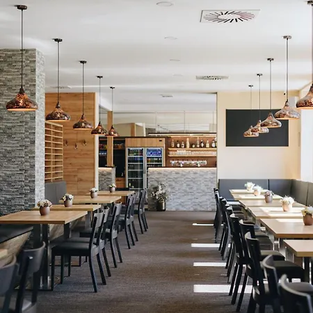 Hotel Snezne 3*