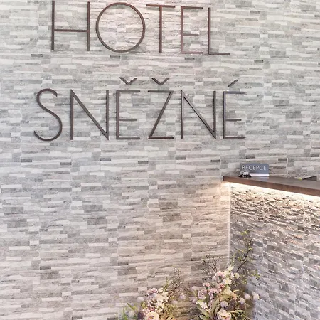 Hotel Snezne 호텔 3*