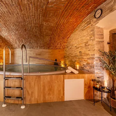 Hotel Snezne 호텔 Sněžné