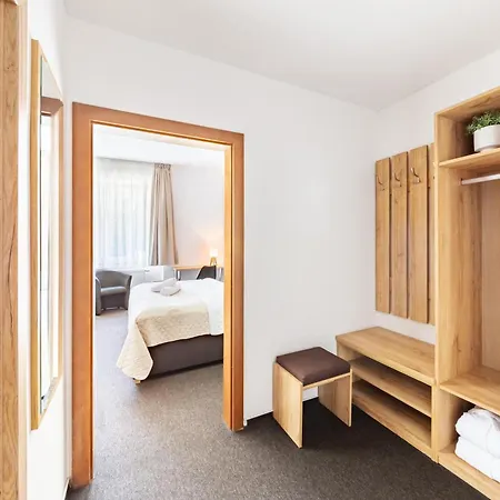 Hotel Snezne