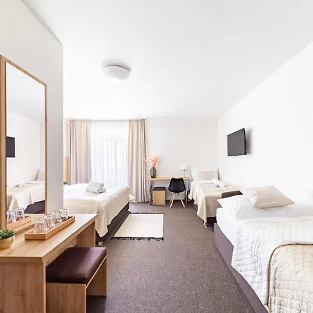 호텔 Hotel Snezne