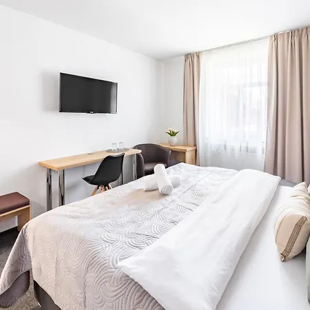 Hotel Snezne 호텔 Sněžné