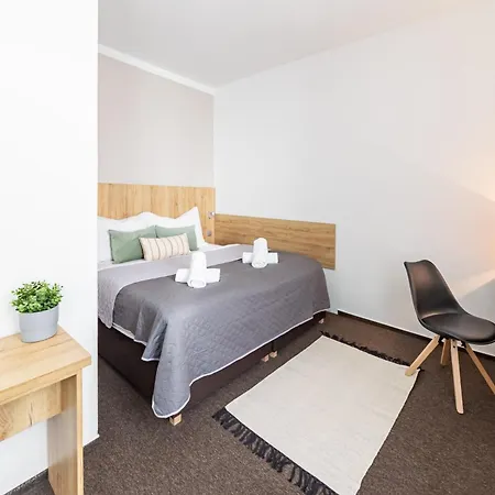 Hotel Snezne Hotel 3*