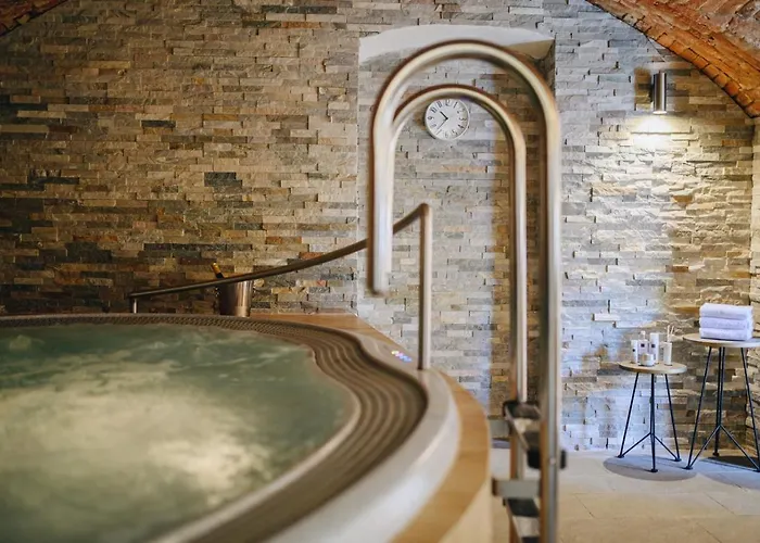 Hotel Snezne Hotel