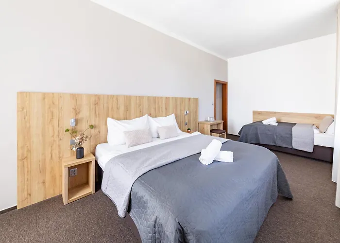 Hotel Snezne 酒店 Sněžné