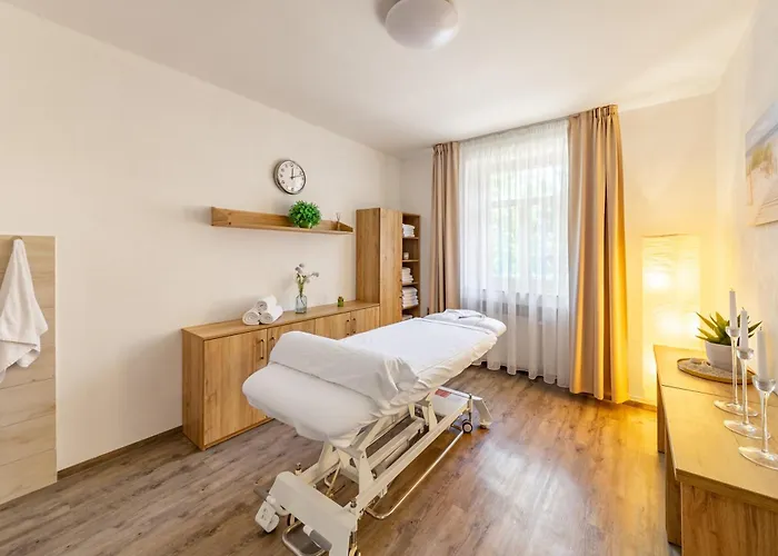 מלון Hotel Snezne